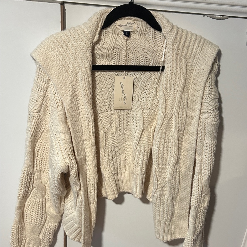 Cable & Gauge Ivory Cable Knit Cardigan